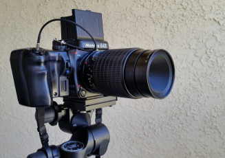 обоя mamiya 645 pro with wlf and 120mm f4, 0 macro lens, бренды, - другое, штатив, фотокамера