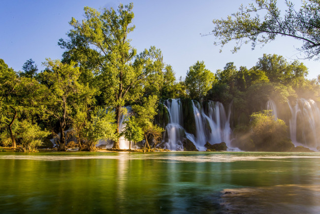 Обои картинки фото природа, водопады, лес, река, водопад