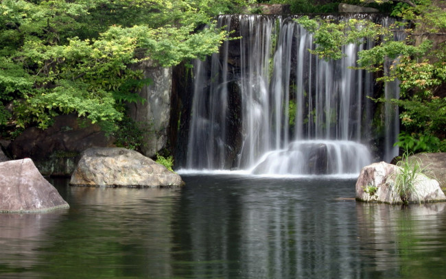 Обои картинки фото природа, водопады, камни, озеро, деревья, водопад