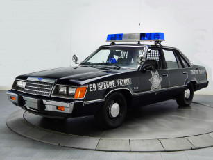 Картинка автомобили полиция ford