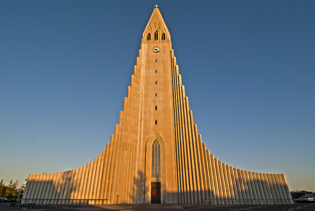 Обои картинки фото reykjavik, iceland, города, рейкьявик, исландия, hallgrims, church, hallgrimskirkja