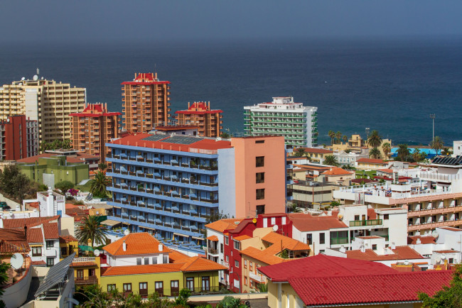 Обои картинки фото puerto de la cruz, spain, города, - панорамы, puerto, de, la, cruz