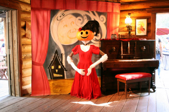 Картинка праздничные хэллоуин фортепиано леди