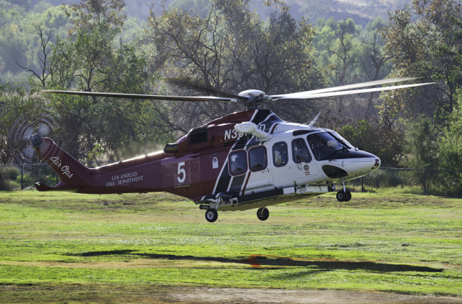 Обои картинки фото westland aw139, авиация, вертолёты, вертушка
