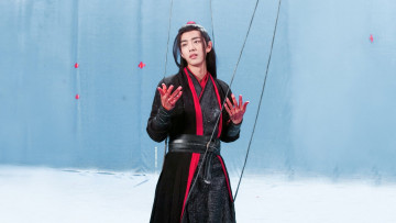 обоя мужчины, xiao zhan, актер, костюм, кровь, съемки, веревки