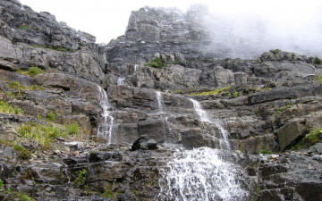 Картинка природа водопады дымка вода скала