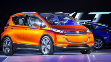 обоя chevrolet bolt-ev concept 2015, автомобили, выставки и уличные фото, chevrolet, bolt-ev, concept, 2015, выставка, автосалон