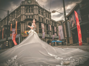 Картинка девушки -unsort+ азиатки азиатка невеста стиль модель город свадебное платье улица китай