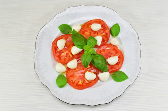 Картинка еда помидоры дольки нарезка зелень томаты томат