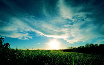Картинка природа луга небо облака трава утро