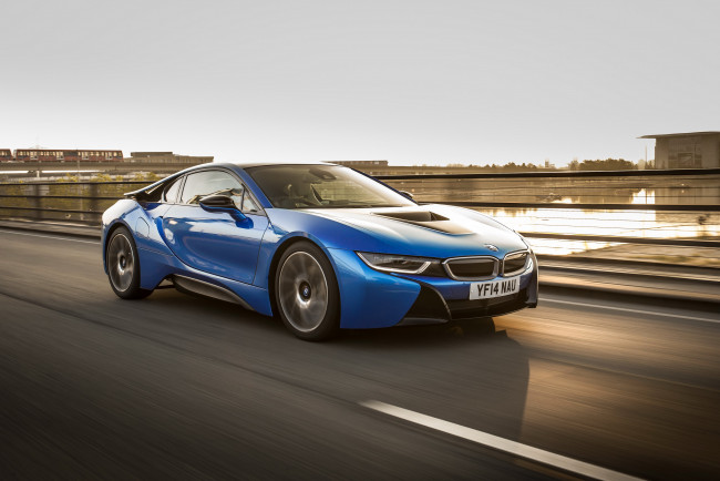 Обои картинки фото 2014 bmw i8, автомобили, bmw, ночь, голубой