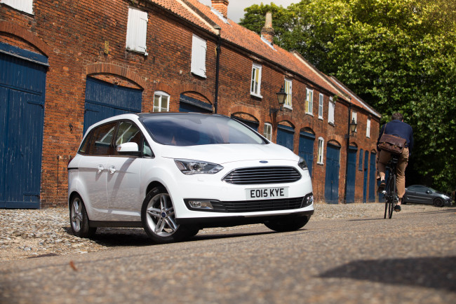 Обои картинки фото автомобили, ford, grand, светлый, 2015г, uk-spec, c-max