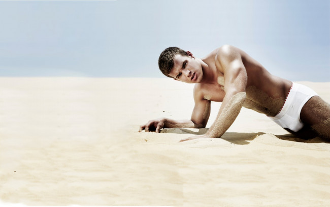 Обои картинки фото мужчины, unsort, песок