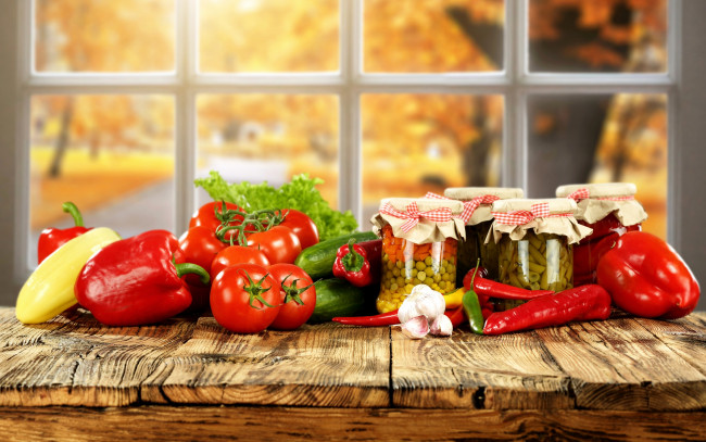 Обои картинки фото еда, овощи, vegetables, банки, перец, помидоры, огурцы, консервирование, tomatoes, cucumbers, peppers