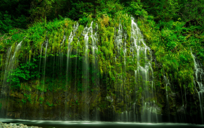 Обои картинки фото природа, водопады, зелень, водопад