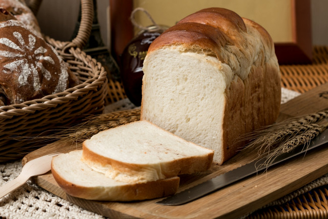 Обои картинки фото еда, хлеб,  выпечка, колоски, булочка