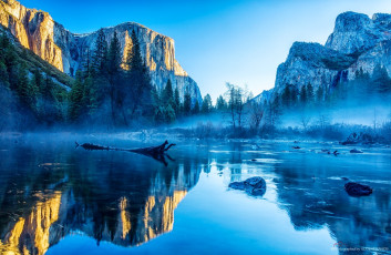 Картинка природа реки озера коряга камни туман озеро скалы
