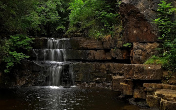 Картинка природа водопады водоём скалы камни водопад