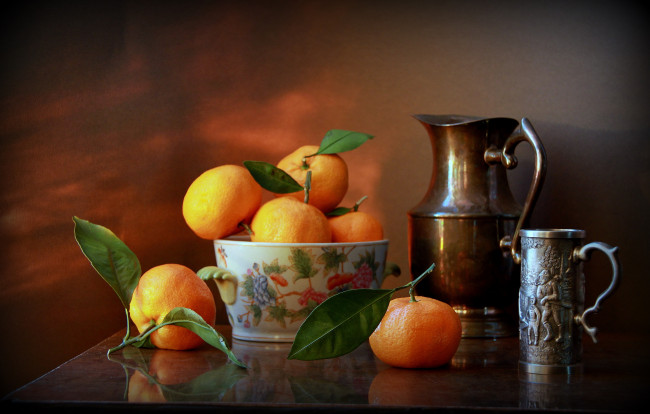 Обои картинки фото еда, цитрусы, чайник, цитрус, лист, мандарин, натюрморт