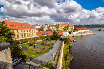 Картинка города прага+ Чехия набережная