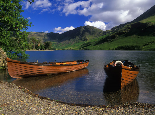 Обои картинки фото корабли, лодки, шлюпки, озеро, горы, пейзаж