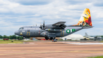 Картинка c-130e+hercules авиация военно-транспортные+самолёты транспорт