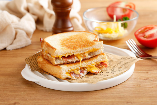 Обои картинки фото еда, бутерброды,  гамбургеры,  канапе, бутерброд, сыр, завтрак, перекус, томаты, помидоры