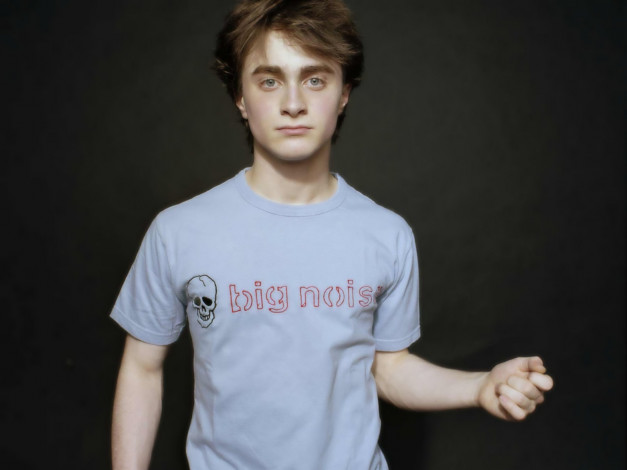 Обои картинки фото мужчины, daniel, radcliffe, фон