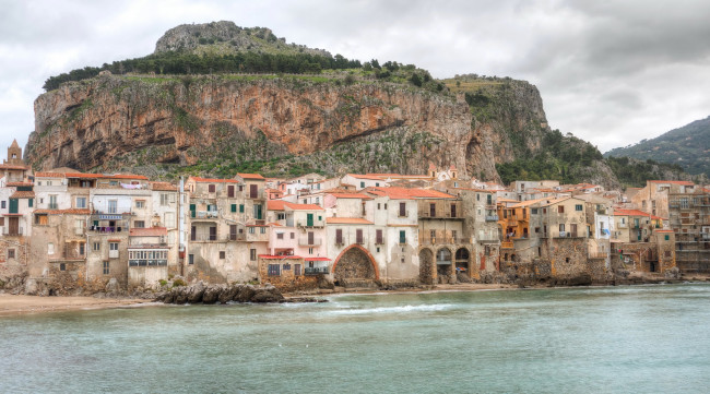 Обои картинки фото cefalu италия, города, амальфийское и лигурийское побережье италия, море, дома, италия, сицилия