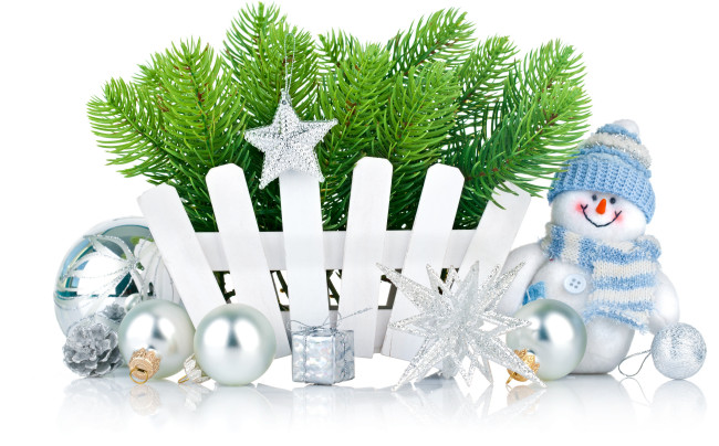 Обои картинки фото праздничные, украшения, happy, holidays, игрушки, christmas, balls, снежинки, звезды, рождество, snowflakes, decorations, star, snowman, праздник, toy, merry, holiday, шары, снеговик