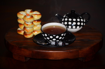 Картинка еда напитки +Чай булочки чай