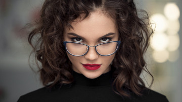 Картинка девушки -+лица +портреты очки