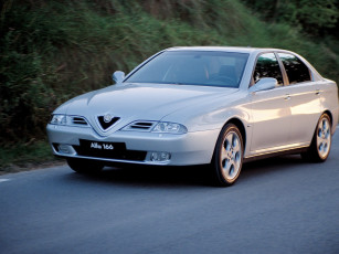 Картинка автомобили alfa romeo