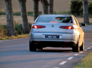 Картинка автомобили alfa romeo