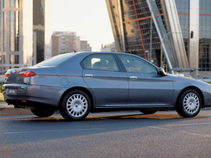 Картинка автомобили alfa romeo