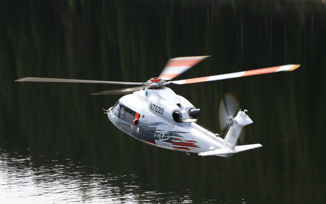 Обои картинки фото sikorsky s-76d, авиация, вертолёты, легкий, вертолет, река, sikorsky, гражданская