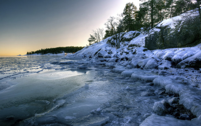 Обои картинки фото природа, реки, озера, деревья, лед, снег, река