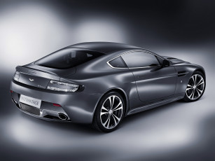 Картинка автомобили aston+martin vantage v12 aston martin