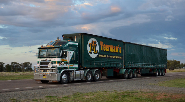 Обои картинки фото kenworth, автомобили, грузовик, тягач, седельный, тяжелый