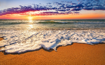 Картинка природа восходы закаты пляж закат clouds sky beach sunset океан море вода пейзаж песок небо облаках landscape nature sand ocean sea water
