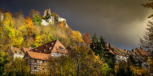 Обои картинки фото castle of ferrette, города, замки франции, холм, замок