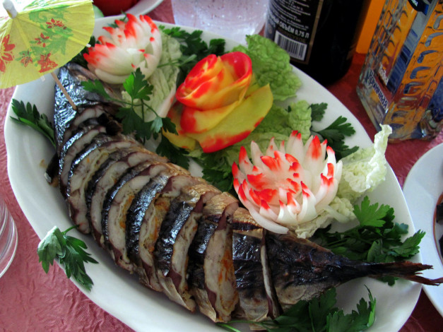 Обои картинки фото еда, рыбные блюда,  с морепродуктами, скумбрия, фаршированная