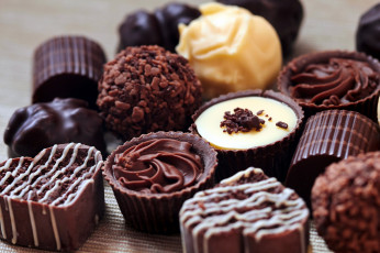 Картинка еда конфеты +шоколад +сладости шоколадные ассорти лакомство