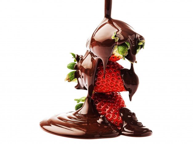 Обои картинки фото еда, клубника,  земляника, десерт, шоколад, ягоды