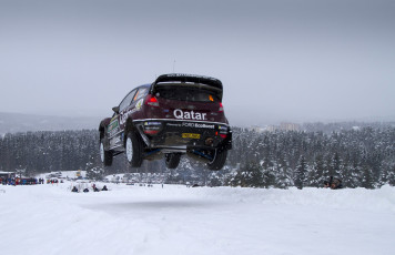 Картинка спорт авторалли wrc rally rs fiesta ford snow 2013 sweden m ostberg jump