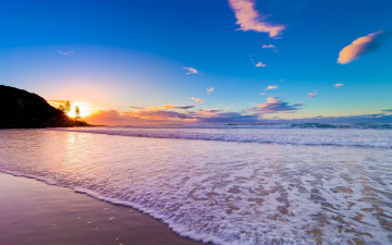 Картинка природа побережье волны пляж океан облака пена