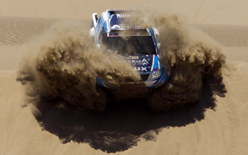 Картинка спорт авторалли песок пустыня гонка