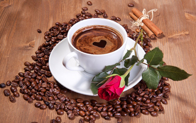 Обои картинки фото еда, кофе, кофейные, зёрна, зерна, сердечко, роза, корица