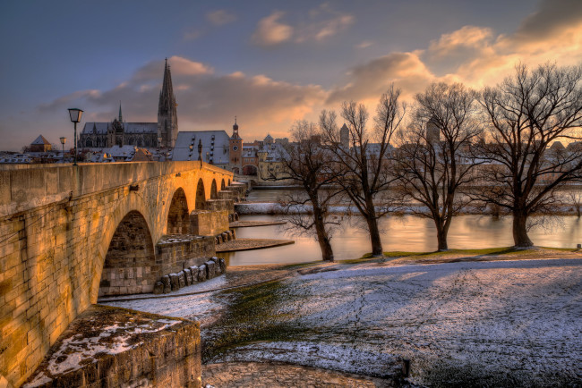 Обои картинки фото регенсбург, германия, города, мост, река, собор, зима