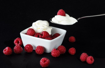 Картинка еда малина йогурт ягоды